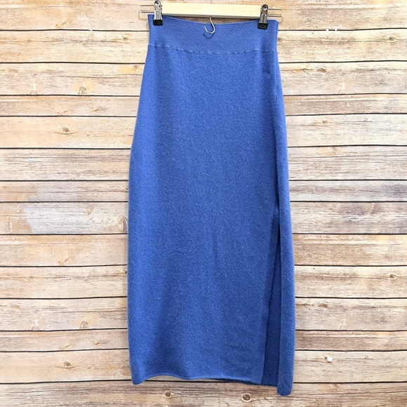 Frame Skirt Women’s Size Small Blue Cashmere Compact...